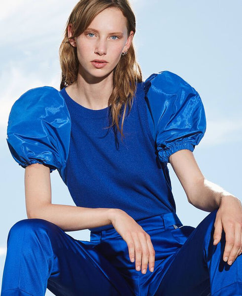 Maglia in misto lana con maniche in taffetà