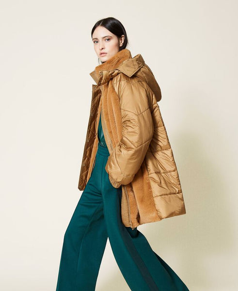 Piumino trapuntato con inserti