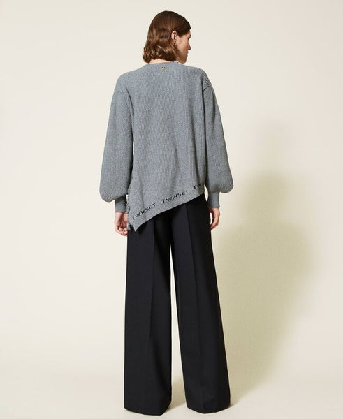 Maxi maglia in misto lana a coste con frange