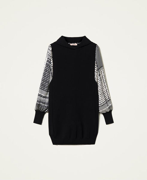 ⚡Abito in maglia con maniche in twill