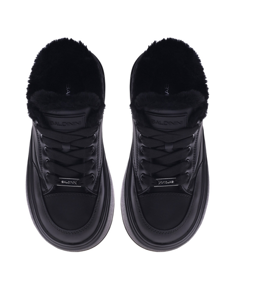 Sneaker in pelle nera