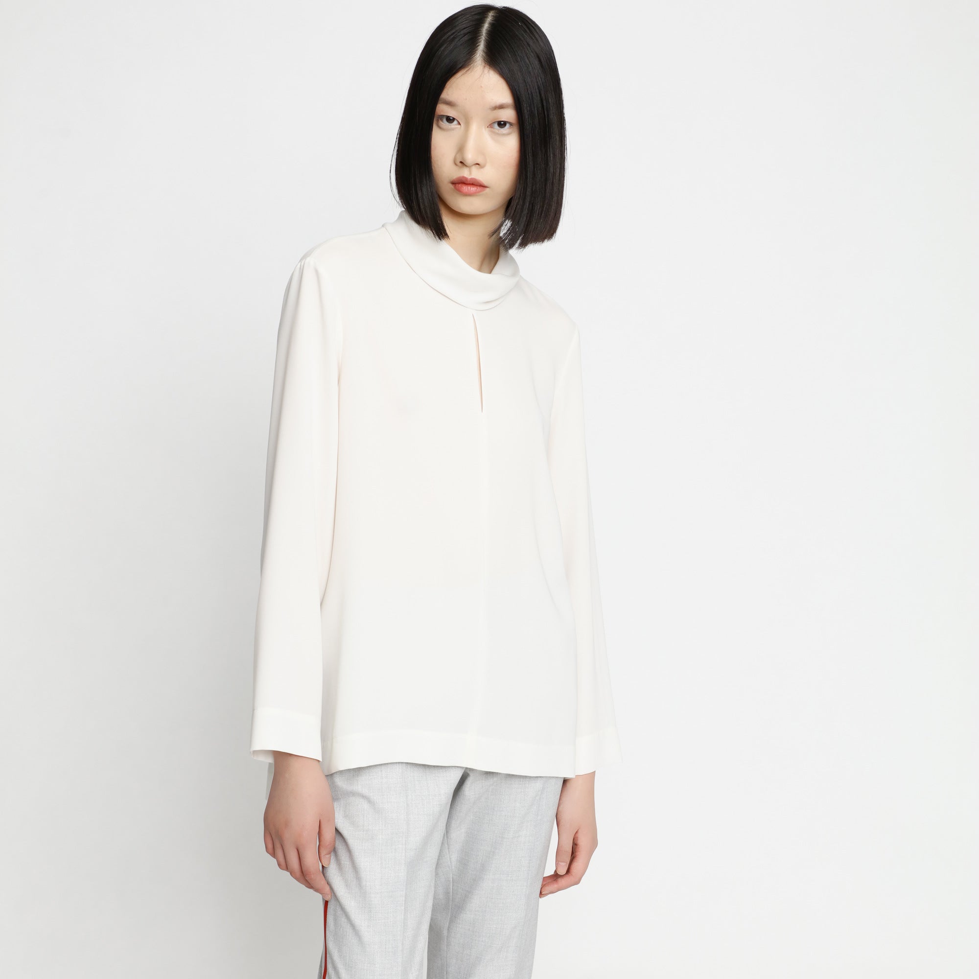 BOSS - blusa Iatus - bianco