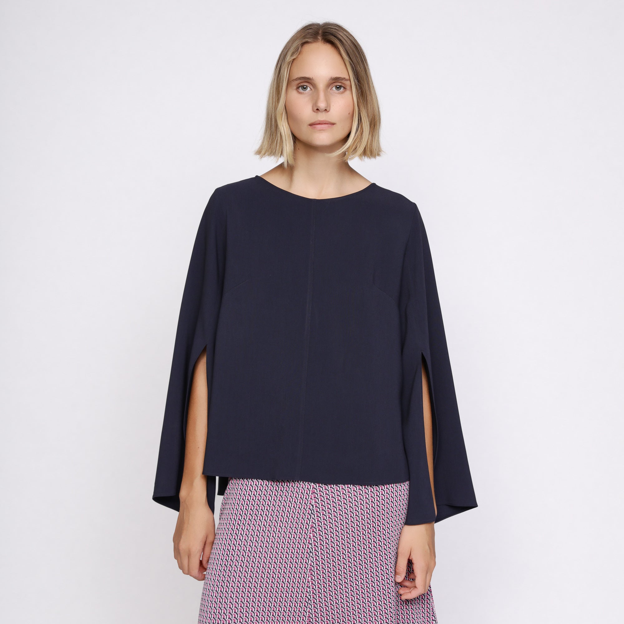 BOSS - blusa Bingris - tailored fit e relaxed fit - blu