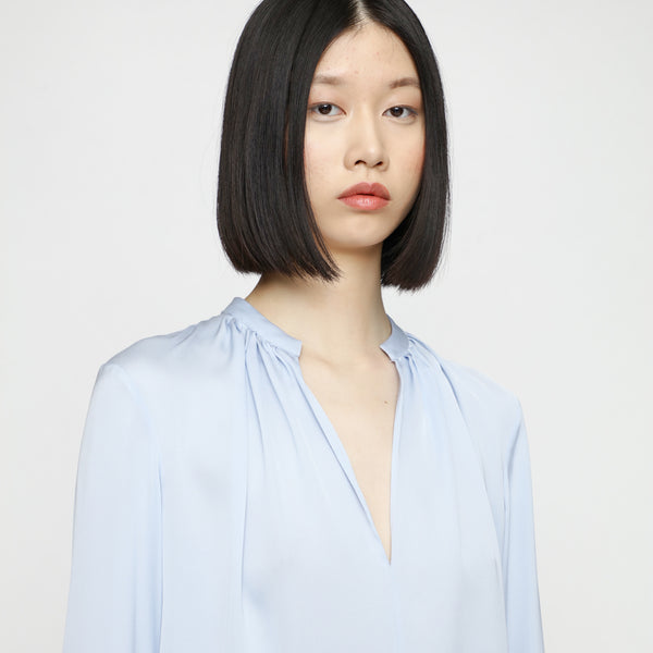BOSS - blusa Banota - tailored fit e regular fit - seta - blu pallido
