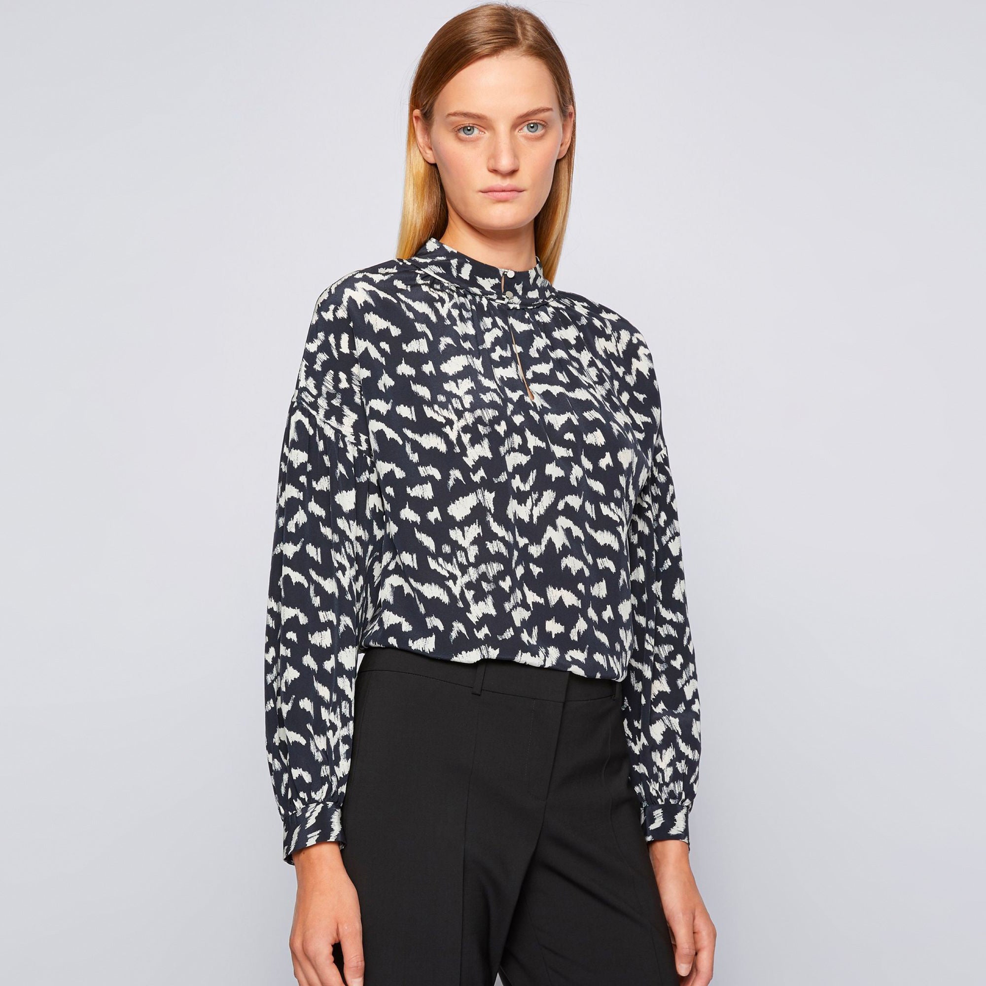 BOSS - blusa Bistorta - relaxed fit - nero e bianco