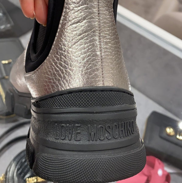ALBERTA FERRETTI MOSCHINO