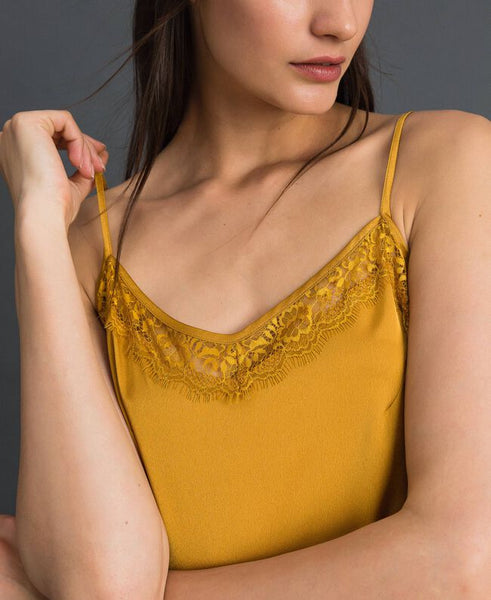 Sottoveste in satin e pizzo