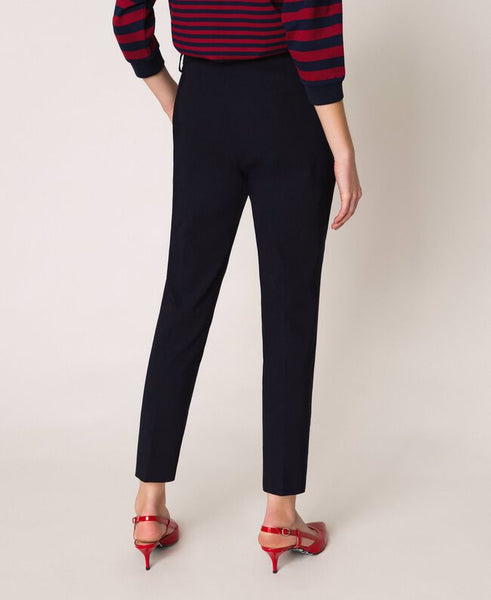 Pantaloni fitted con tasche
