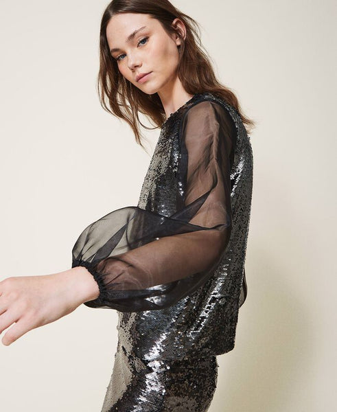 Blusa in full paillettes e organza