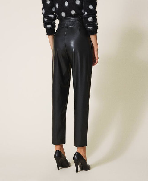 Pantaloni in similpelle a vita alta