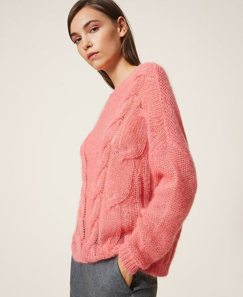 Maglia in mohair con trecce