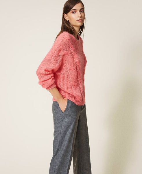 Maglia in mohair con trecce