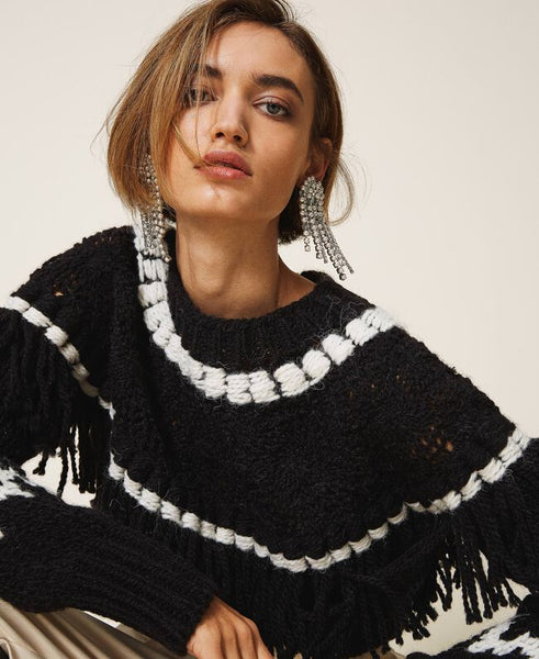 Maglia in lana e alpaca con frange