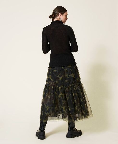 Gonna 'Silver' in tulle camouflage