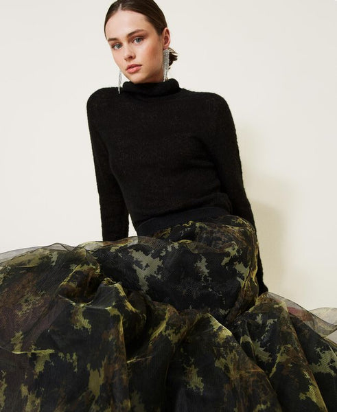 Gonna 'Silver' in tulle camouflage