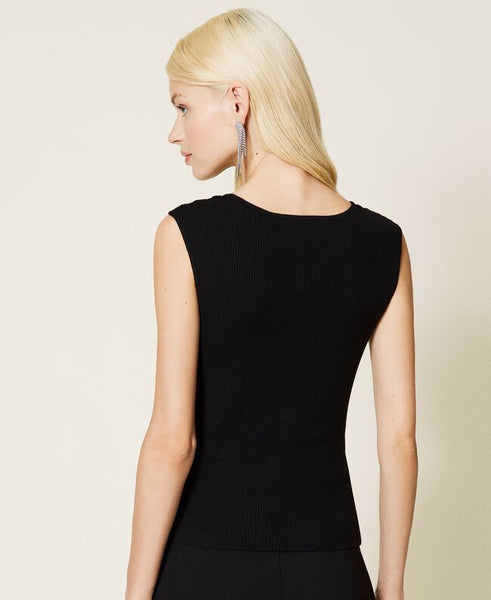Top a costine e maglia cropped