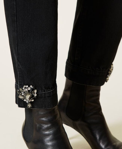 Jeans 'Diamond' con patch gioiello