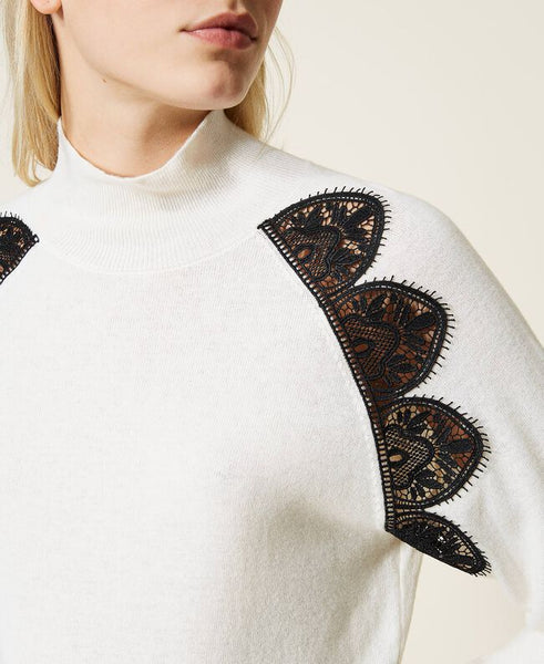 Maglia con pizzo macramè