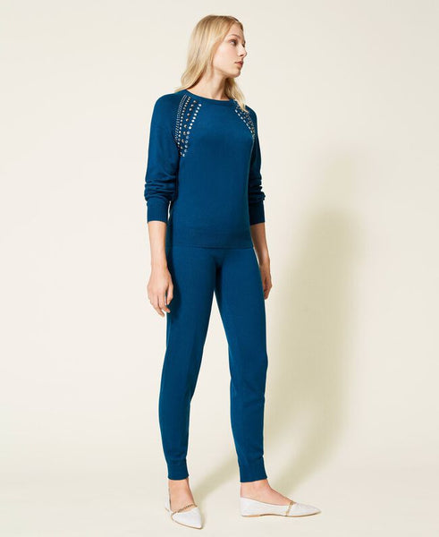 Maglia e pantaloni in misto lana