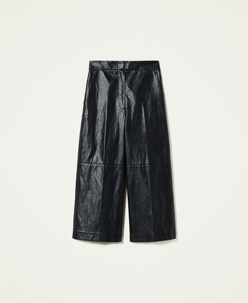 Pantaloni cropped in tessuto spalmato