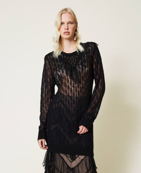 Maxi maglia in misto lana traforata con pizzo