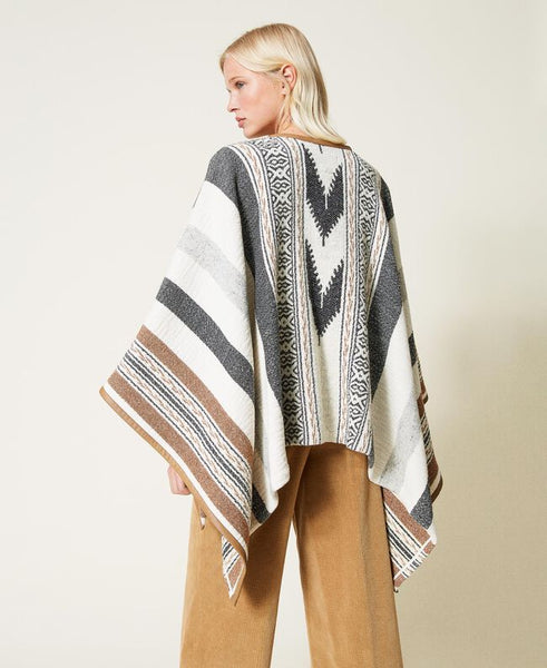 Poncho in stuoia di misto lana