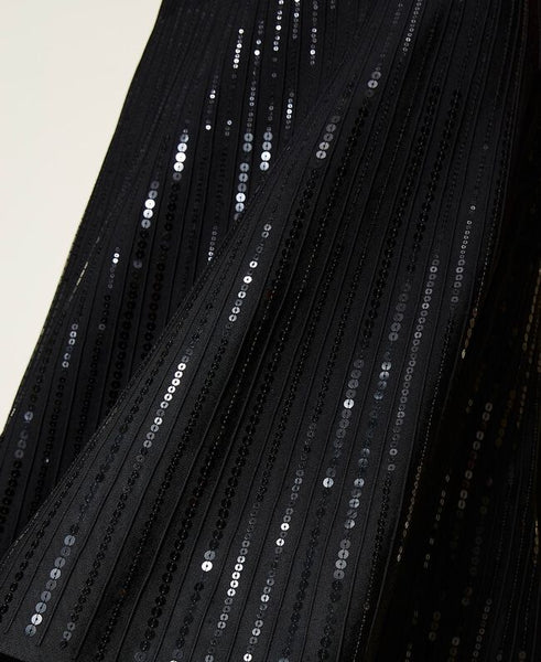 Abito in maglia con paillettes