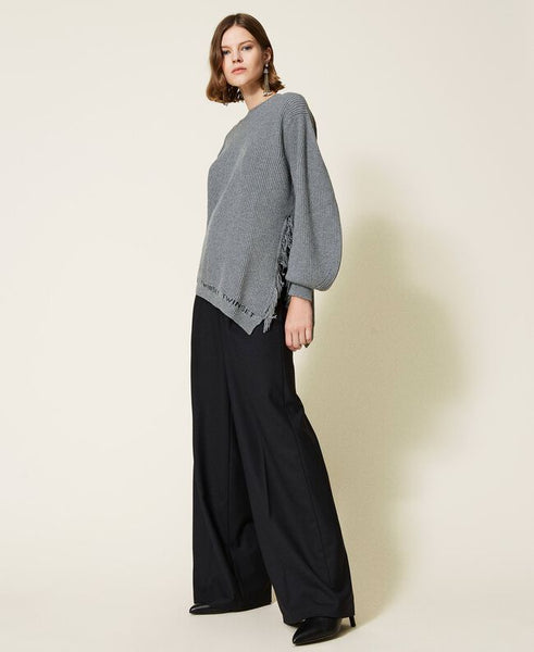 Maxi maglia in misto lana a coste con frange