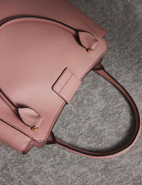 THE BUCKLE MD pink