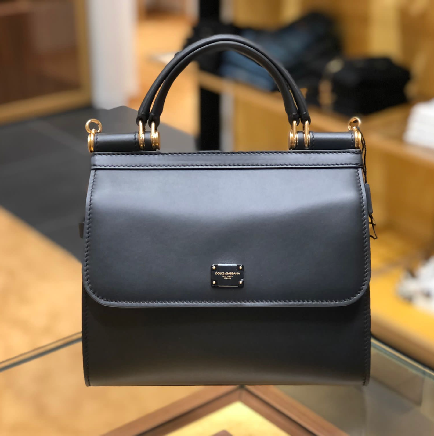 DG Top handle bag